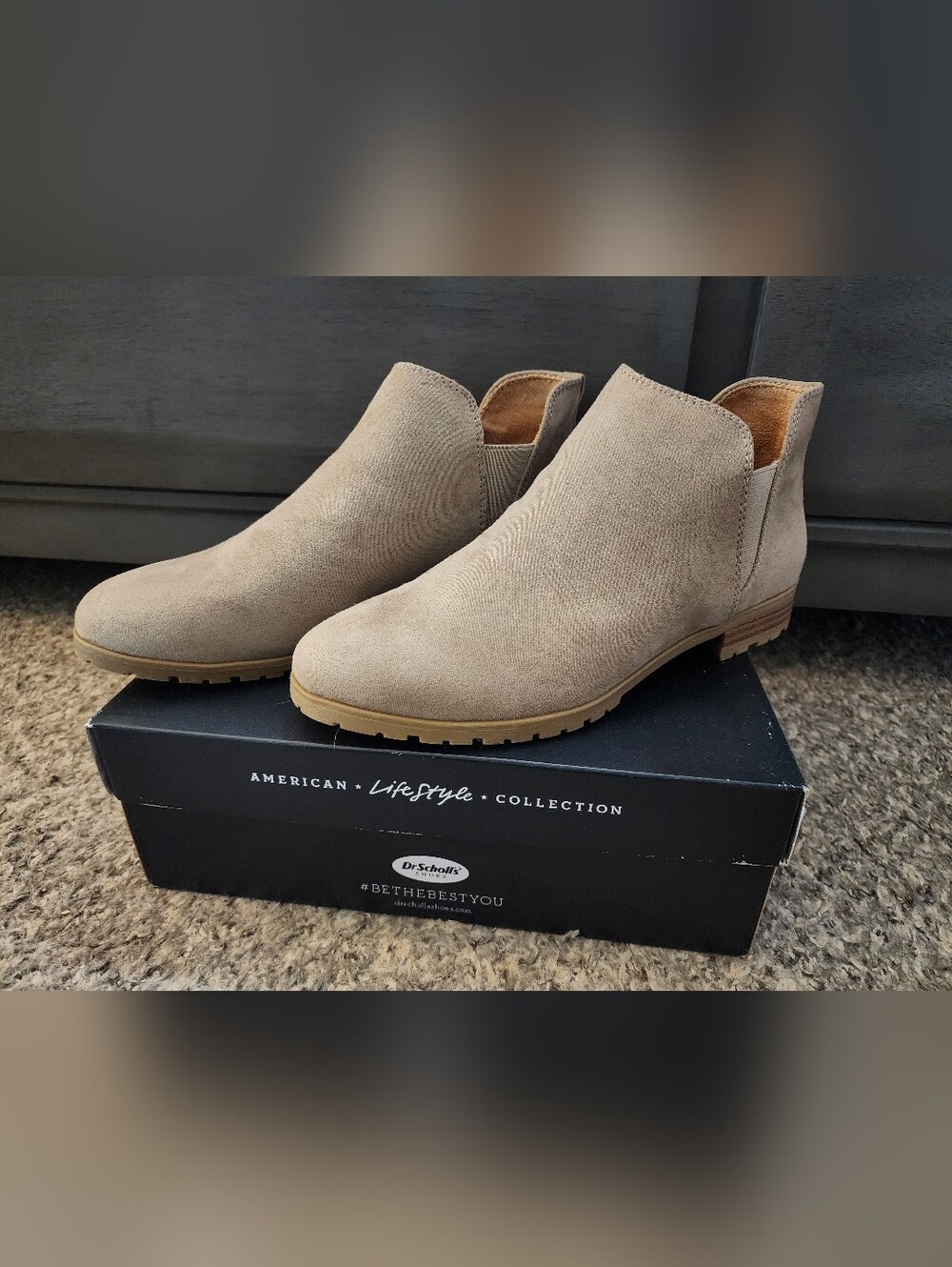 Dr. Scholl's Women's Beige Suede Ankle Booties